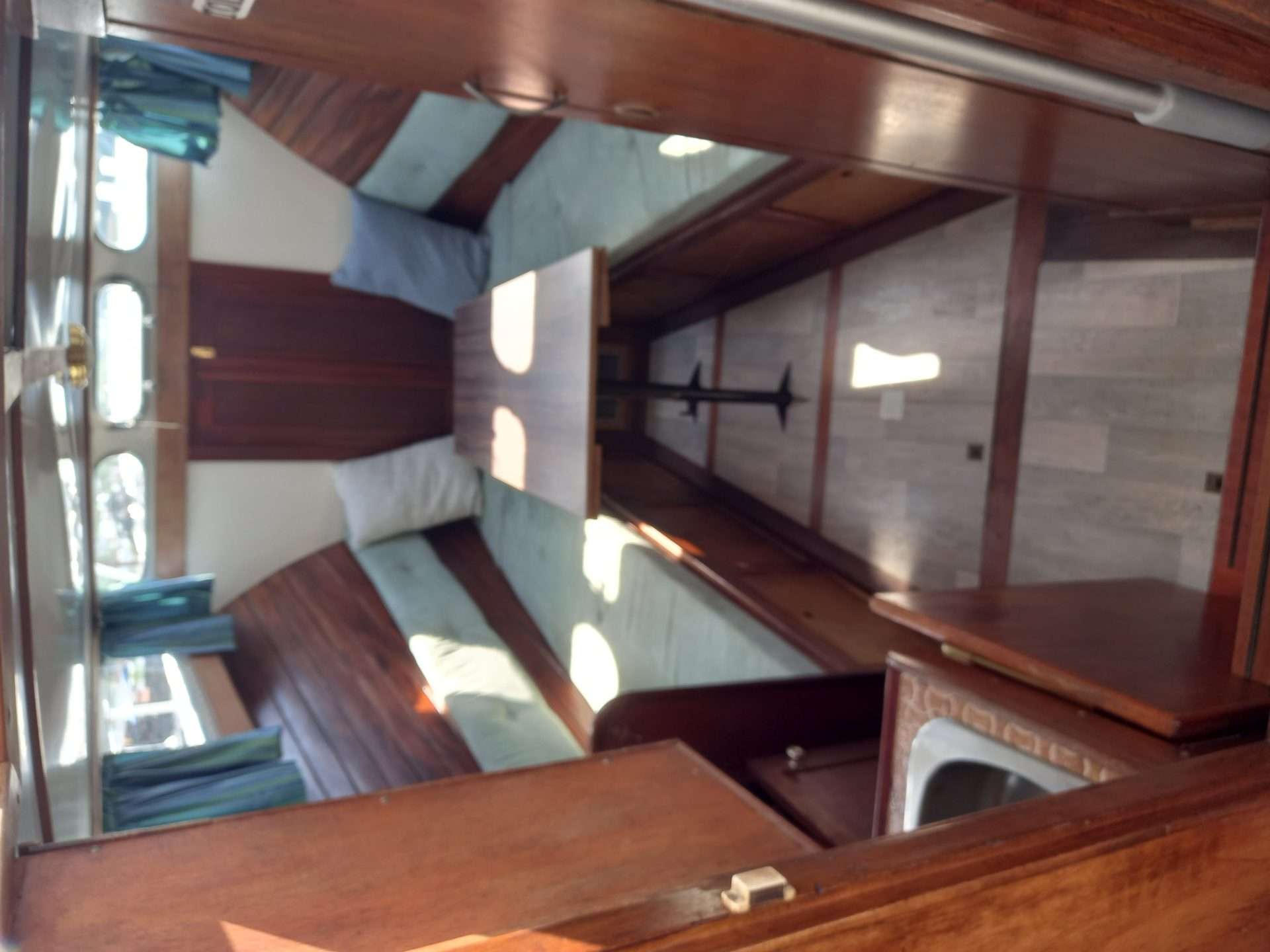 Te Huur :  Klassieke Kruiser 10.50 M1