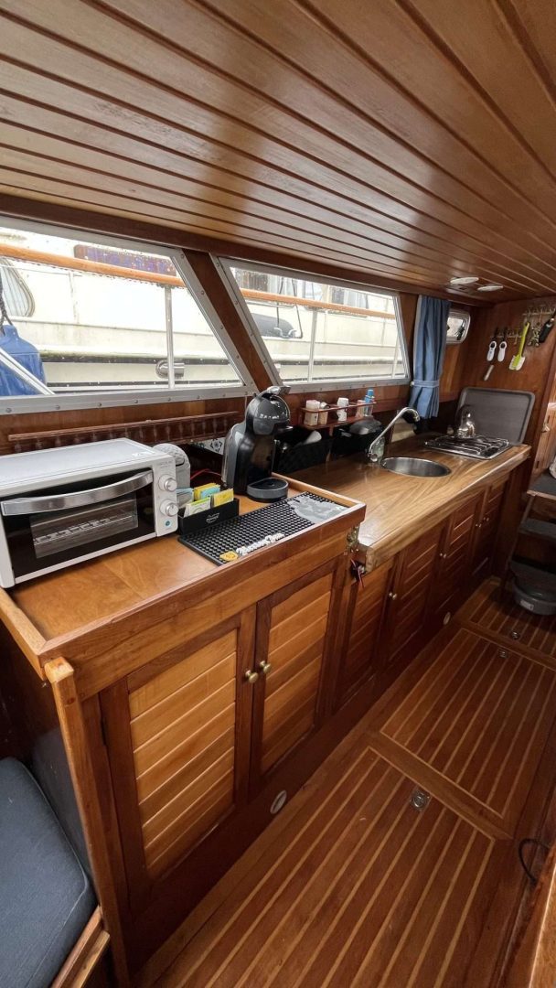 Jako 1160 goed onderhouden motorboot