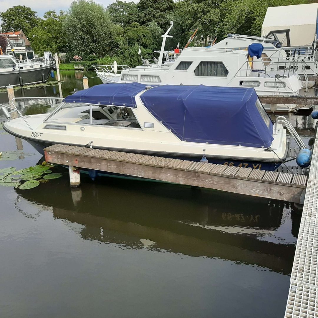 Mooie Kajuitboot OCKELBO