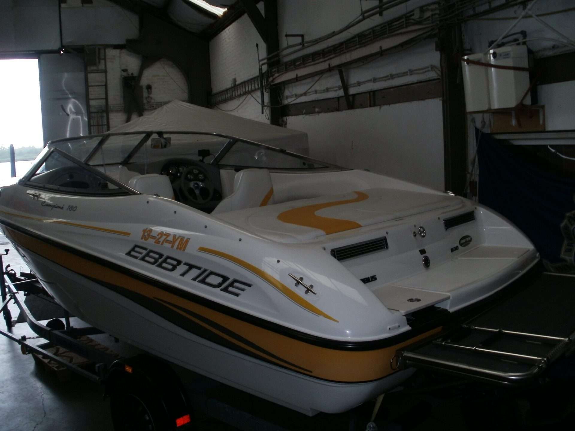 Ebbtide Champion 180 speedboot