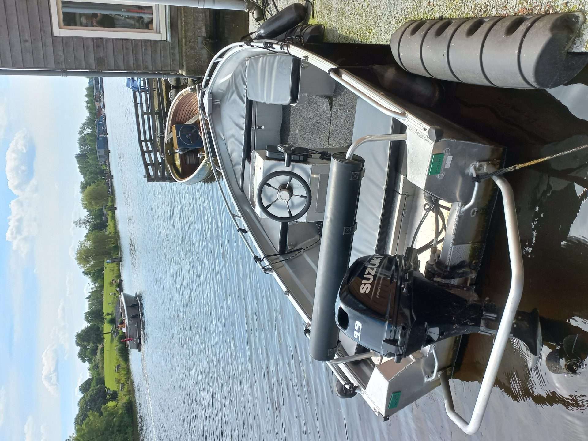 Aluminium boot Qwest 400