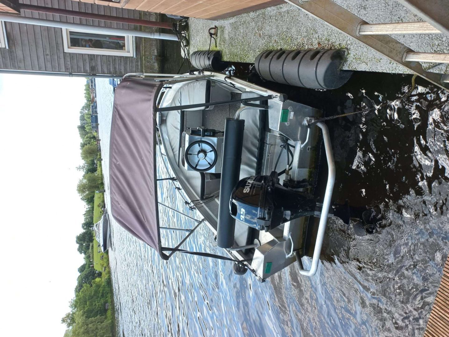 Aluminium boot Qwest 400