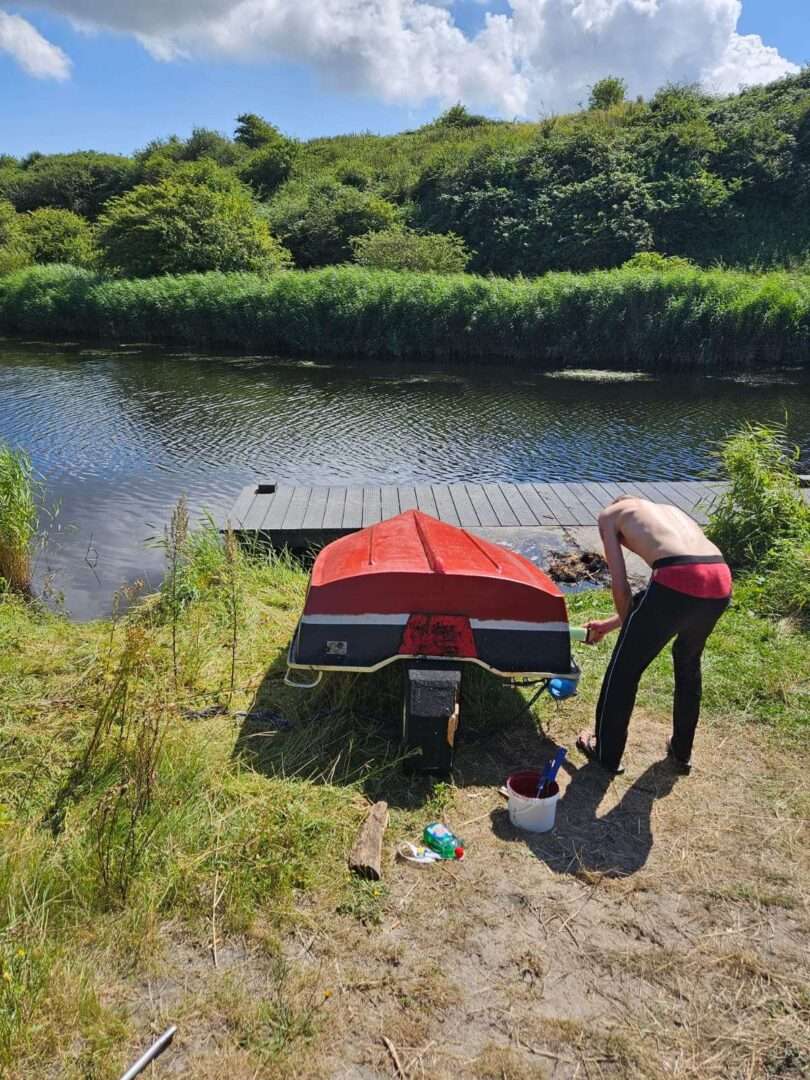 Leuke kinderboot marineren 305 + bb 2,5pk