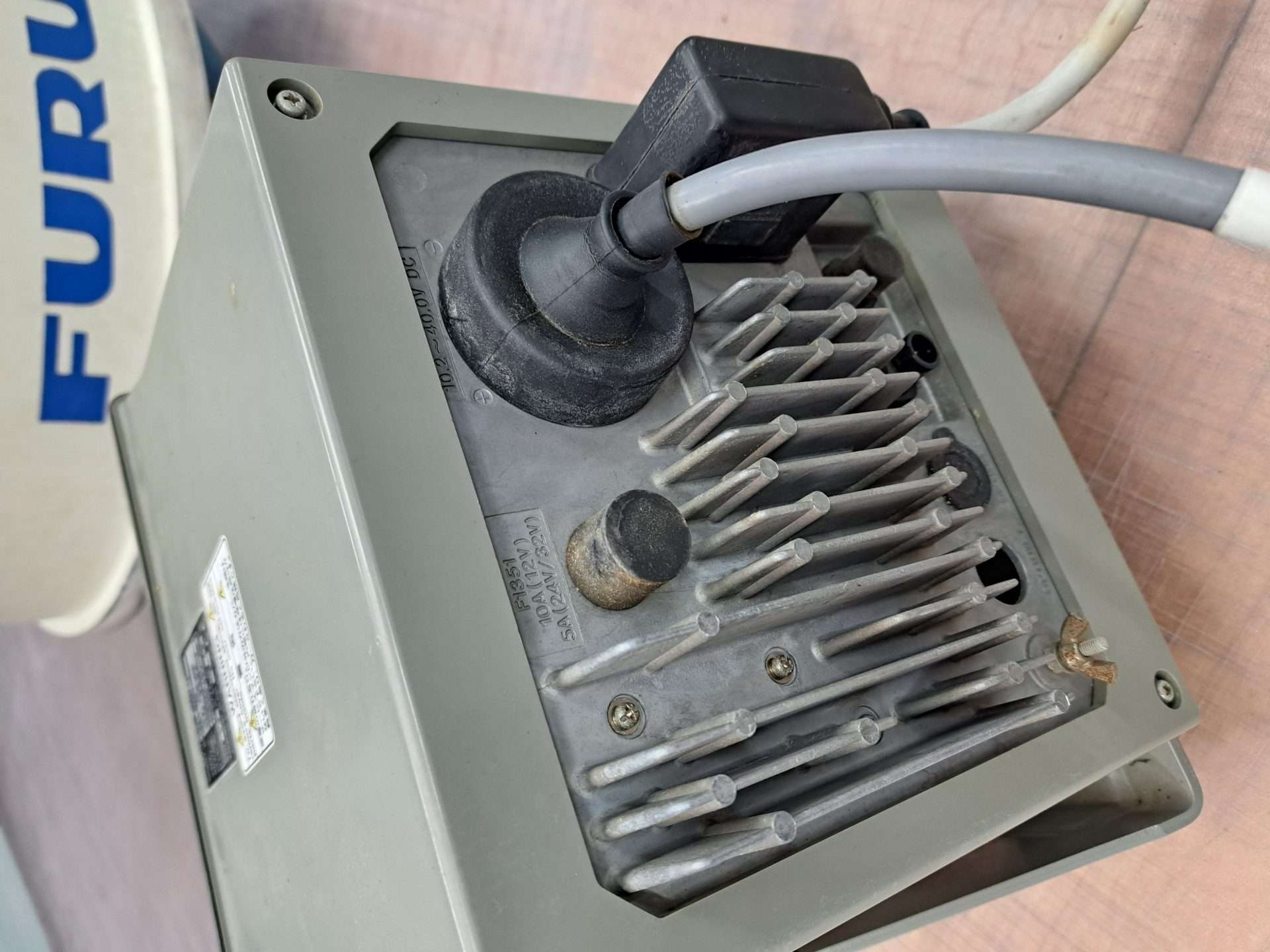 Verkocht – Radar Furuno 1831 mark-2