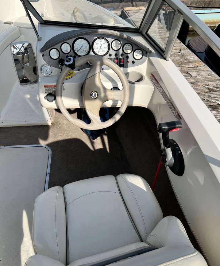 Stingray 195 RX Bowrider