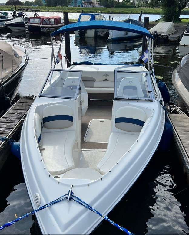 Stingray 195 RX Bowrider