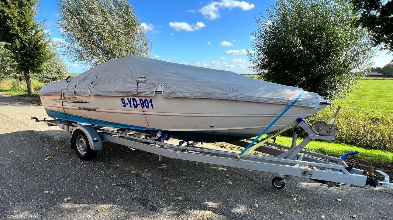 Stingray 195 RX Bowrider