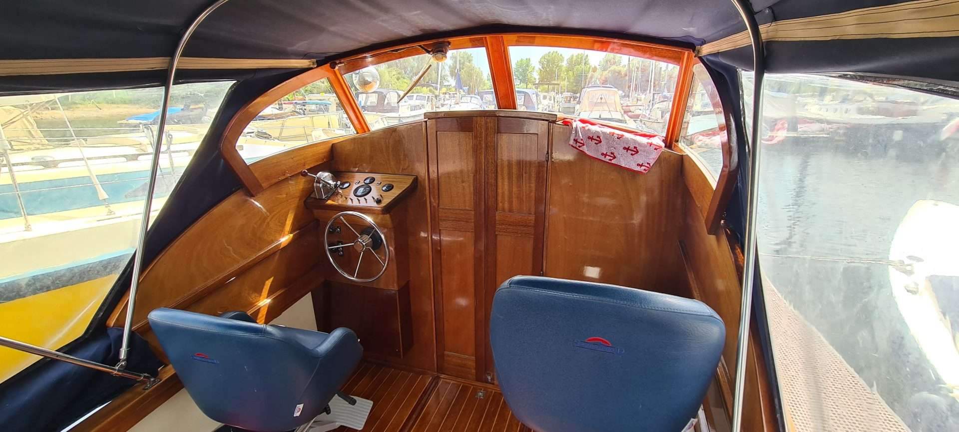 Wolfrat Sport Craft 750 classic motorboot