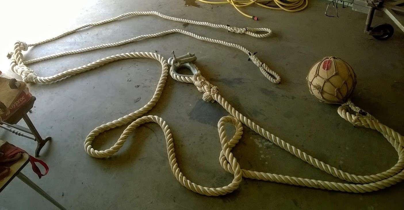 Meerlijnen met mooringboei