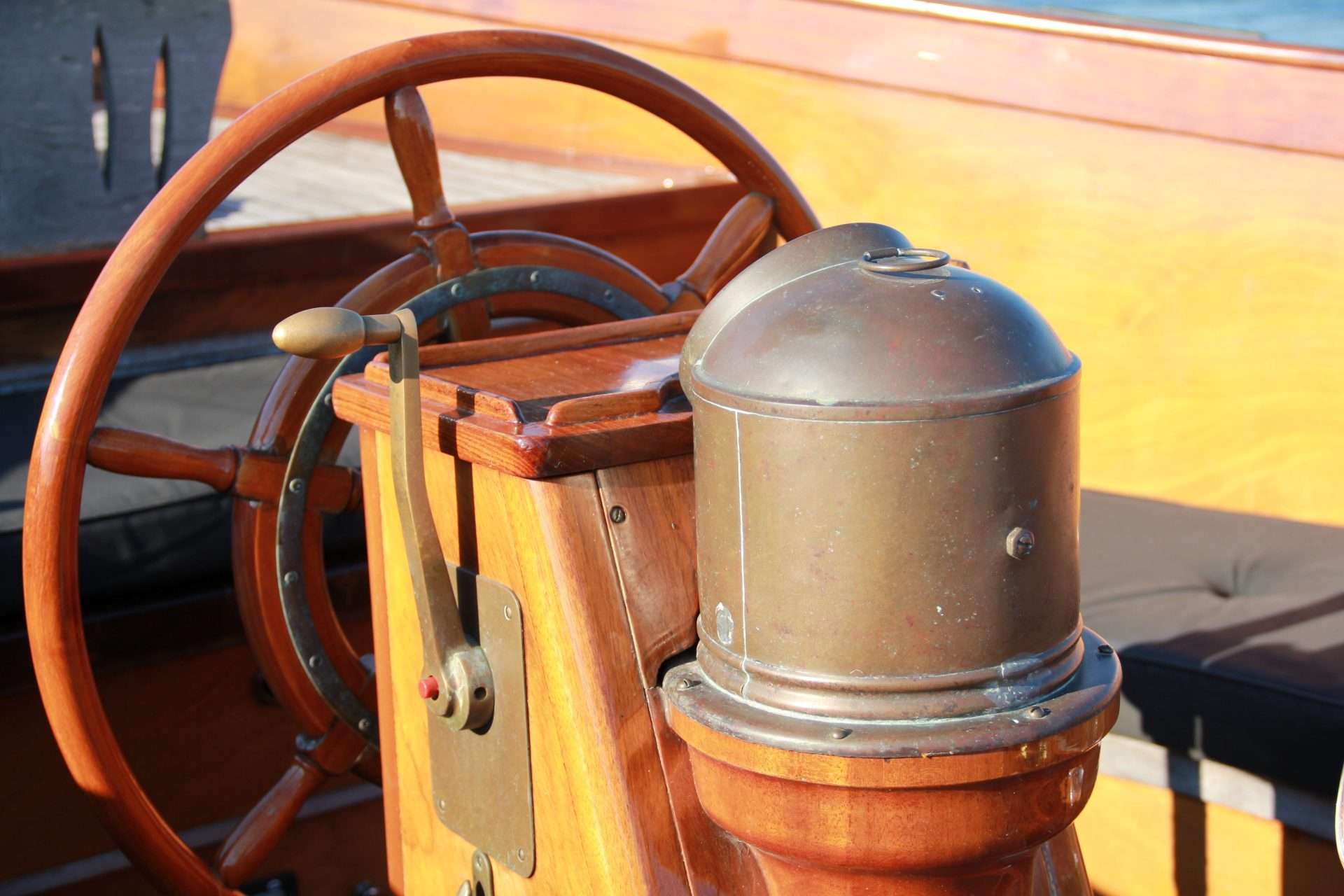 Luxe Reddingsloep 750