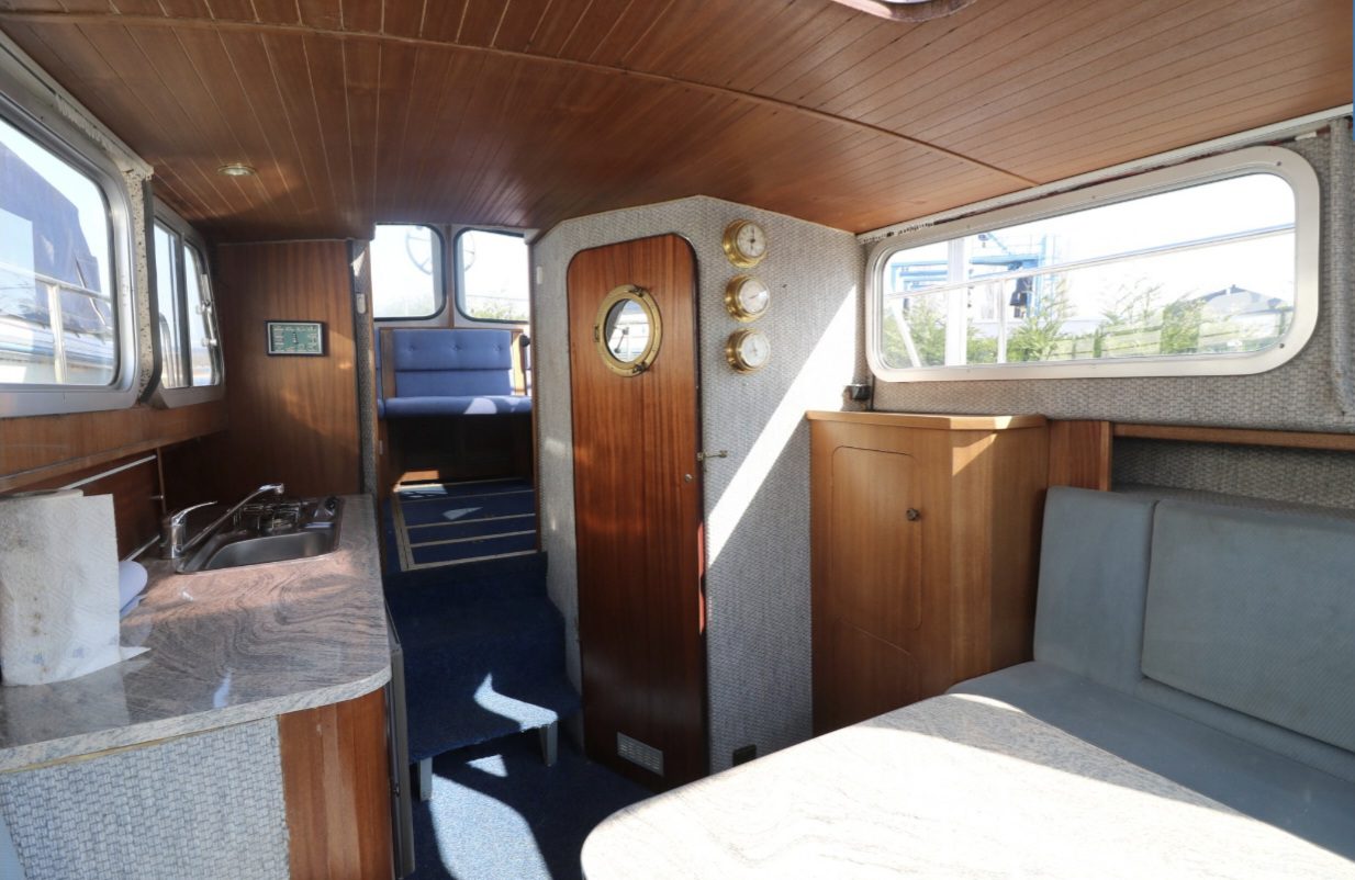 Succes 920 motorkruiser – VERKOCHT