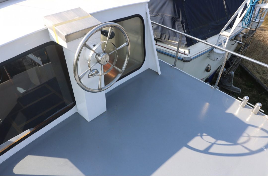 Succes 920 motorkruiser – VERKOCHT