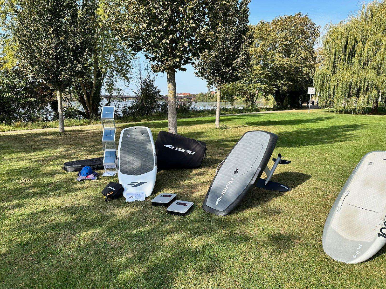 eFoil Demonstrator SiFly Rider en Rider+