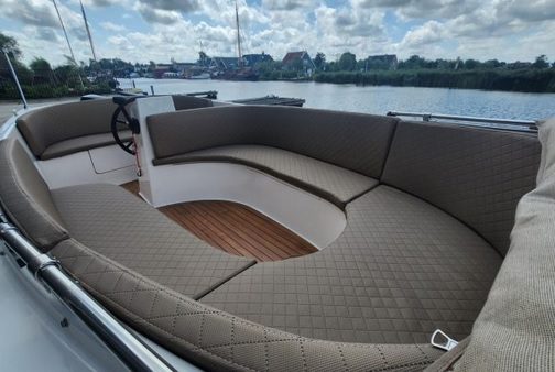 Nieuw zonnedek voor Lifestyle 530 comfort