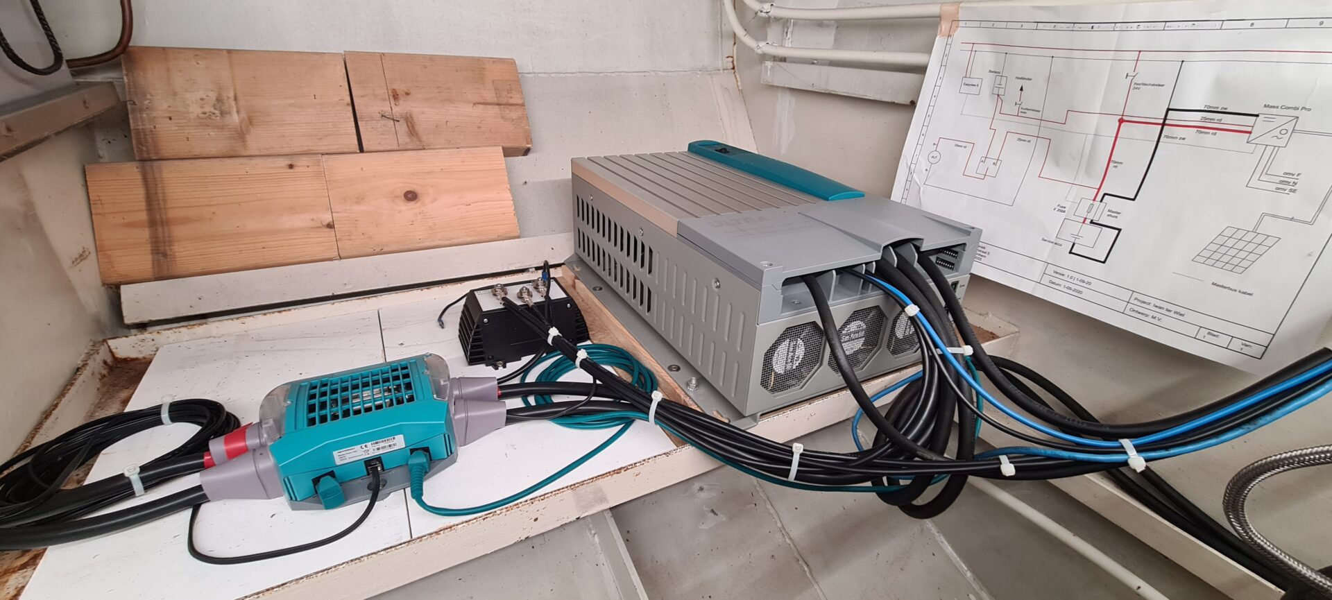 Premier 1175 motorboot