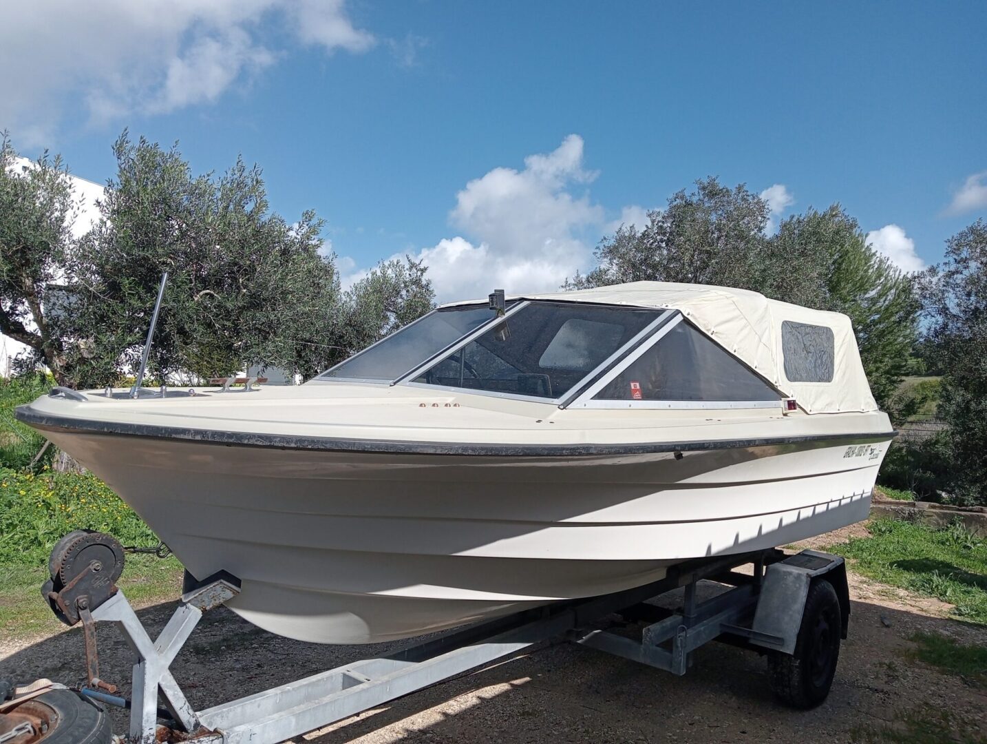 Klassieke Deense Coronet 17 runabout