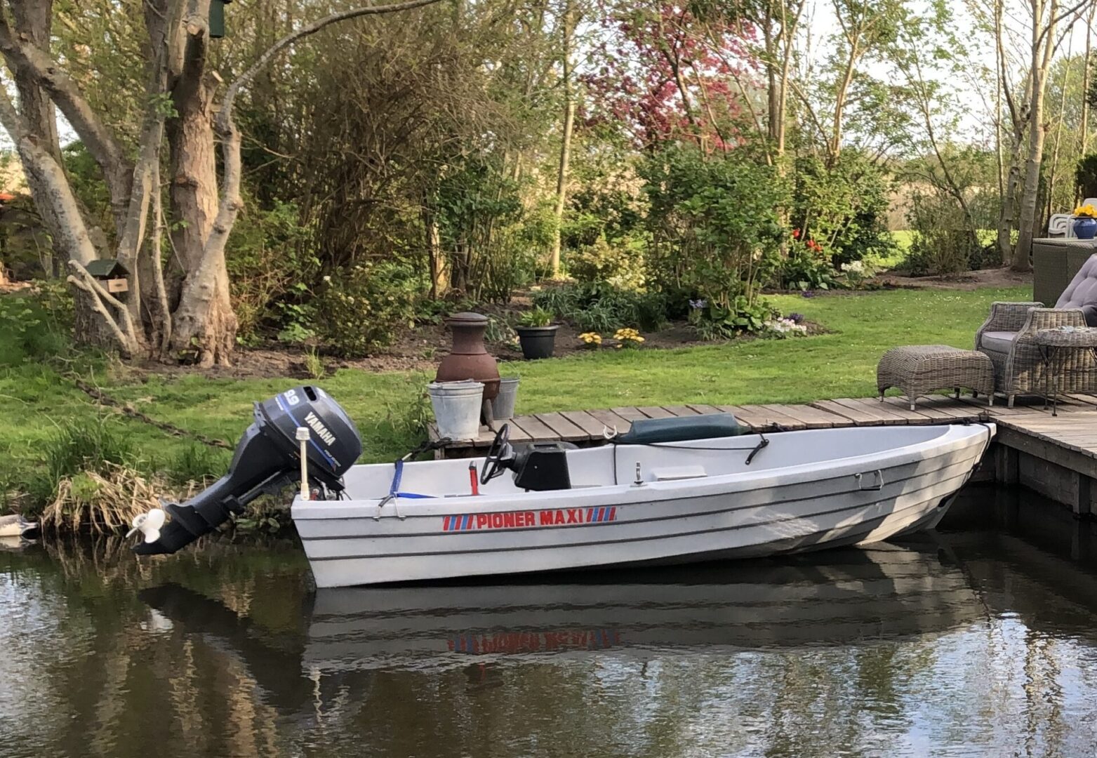 Pionier maxi, onverwoestbare kunststof boot inclusief trailer