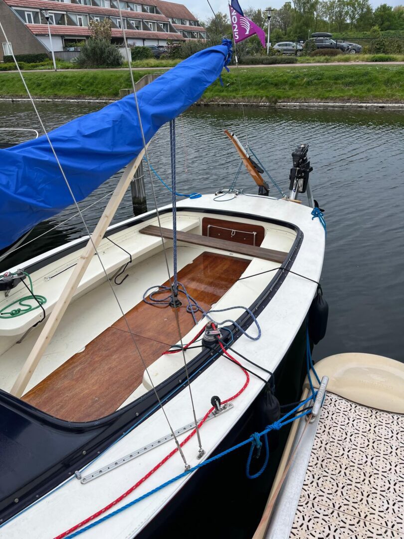 Open kielboot Carinco 606, daysailer, ontwerp Dick Koopmans