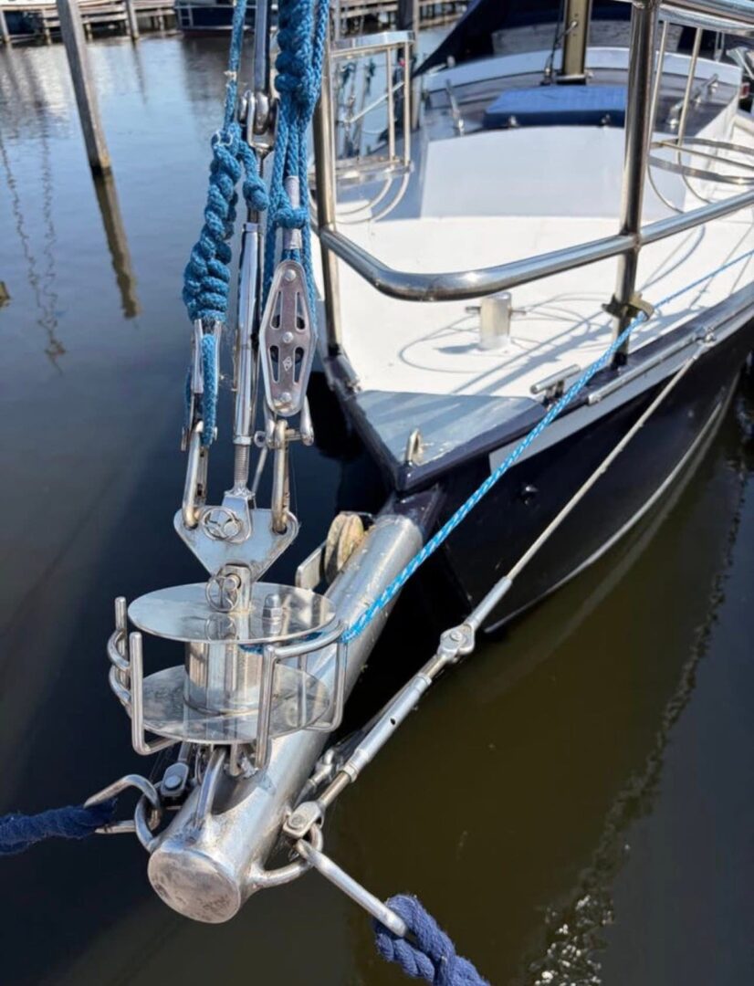 Complete mast met zeilen
