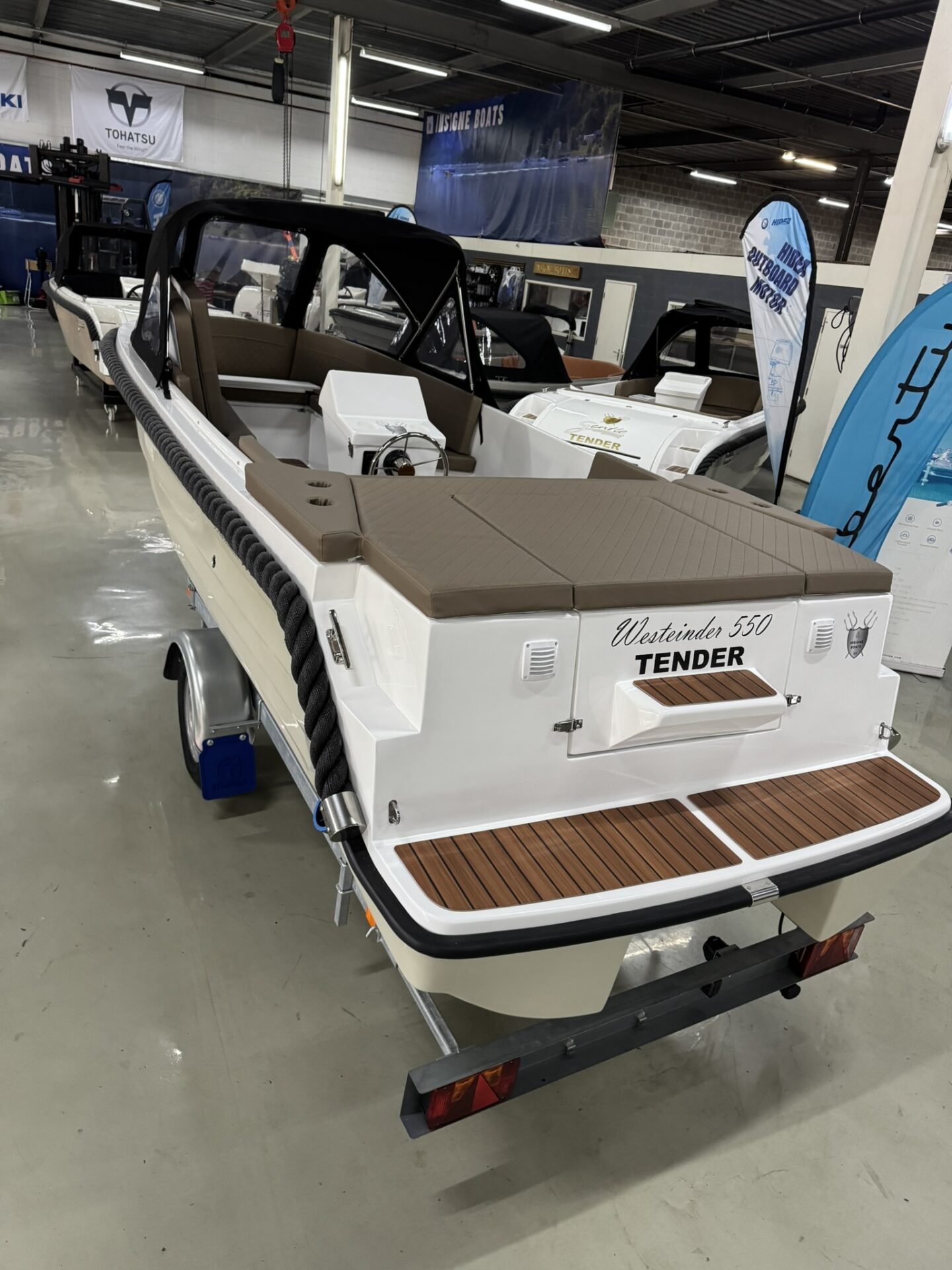 Westeinder 550 Tender