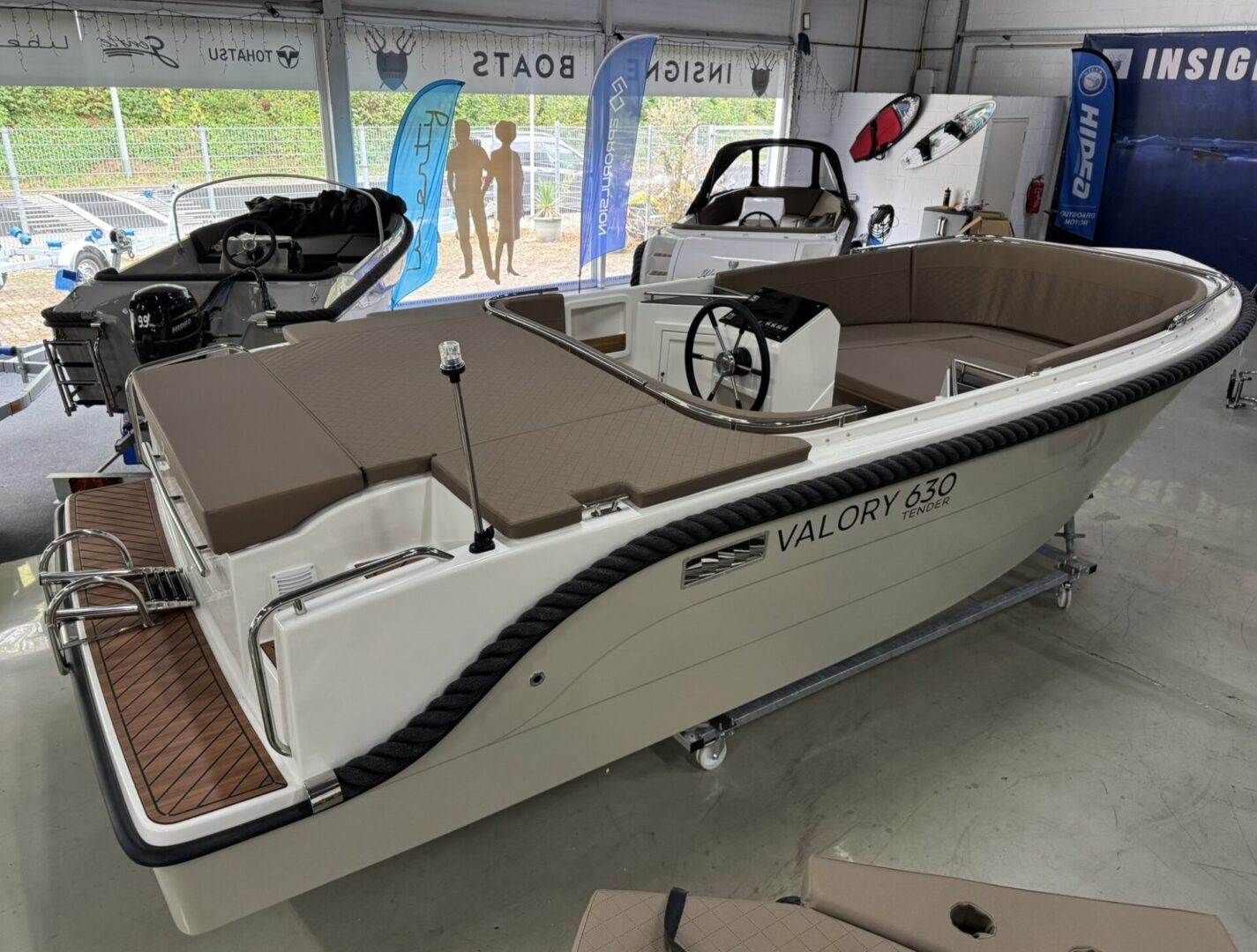 Valory 630 Tender