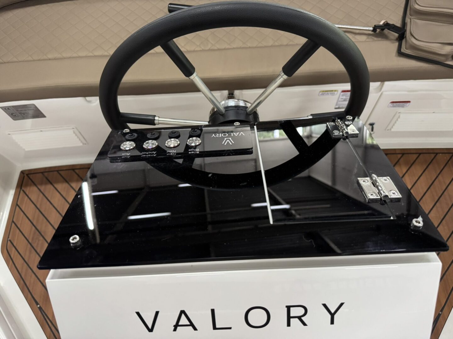 Valory 630 Tender